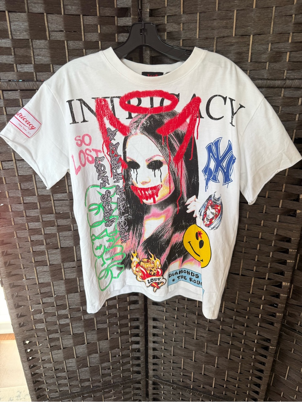 *NEW*Sz XS*Mens* Lost Intricacy *Front Page Mag Graphic T-Shirt